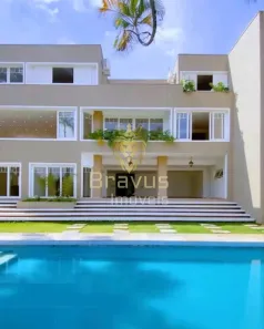 Sobrado com 5 Quartos à venda, 1200m² no Jardim Leonor, São Paulo