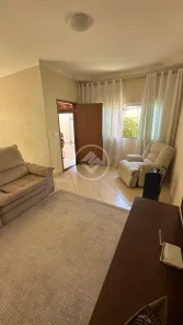 Casa com 3 Quartos à venda, 165m² no Jardim Patrícia, Uberlândia