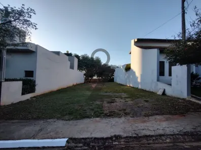 Lote/Terreno à venda, 330m² no Vila Aviação, Bauru