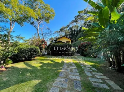 Casa de Condomínio com 3 Quartos à venda, 170m² no Pedro do Rio, Petrópolis