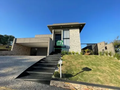 Casa com 4 Quartos à venda, 280m² no Condomínio do Lago 1ª Etapa, Goiânia