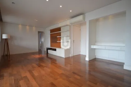 Apartamento com 3 Quartos para alugar, 138m² no Santo Amaro, São Paulo