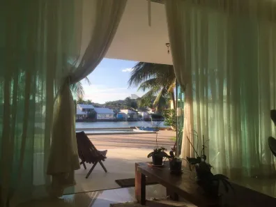Casa com 5 Quartos à venda, 500m² no Ogiva, Cabo Frio