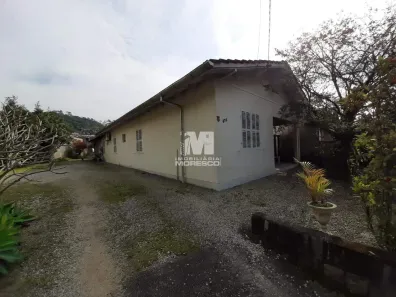 Casa com 3 Quartos à venda, 114m² no Primeiro de Maio, Brusque