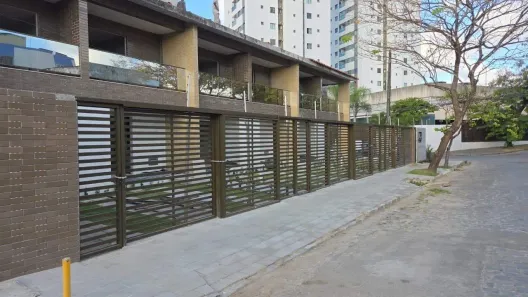Casa com 3 Quartos à venda, 78m² no Cordeiro, Recife