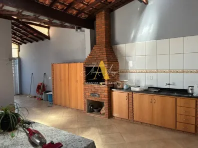 Casa com 3 Quartos à venda, 90m² no Vila Nova Botucatu, Botucatu