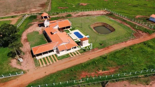 Fazenda/Sítio com 6 Quartos à venda, 25000000m² no , Aporé
