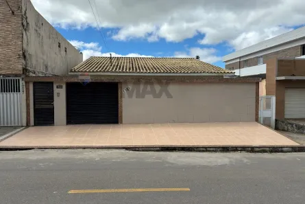 Casa com 4 Quartos para alugar, 170m² no Magano, Garanhuns