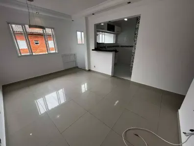 Sobrado com 2 Quartos à venda, 58m² no Vila Voturua, São Vicente