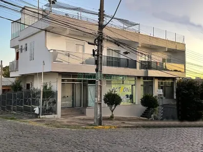 Ponto Comercial para alugar, 109m² no Floresta, Caxias do Sul