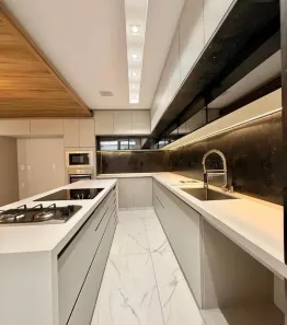 Casa de Condomínio com 3 Quartos à venda, 170m² no Jardim Vitória, Goiânia