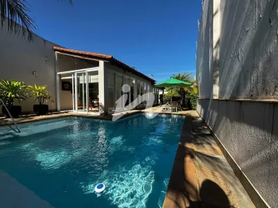 Casa com 5 Quartos à venda, 350m² no Brasil, Uberlândia