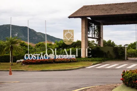 Lote/Terreno à venda, 878m² no Ingleses do Rio Vermelho, Florianópolis