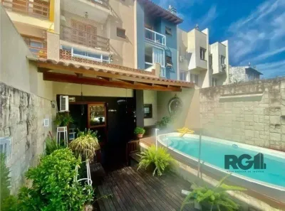 Casa com 3 Quartos para alugar, 240m² no Espírito Santo, Porto Alegre