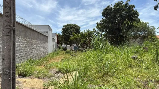 Lote/Terreno à venda, 403m² no , Aruanã