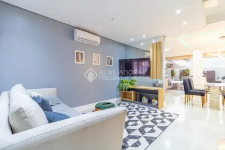 Sobrado com 3 Quartos à venda, 136m² no Igara, Canoas