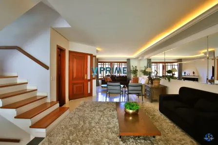 Casa com 3 Quartos à venda, 285m² no Chácara das Pedras, Porto Alegre