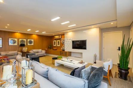 Apartamento com 3 Quartos à venda, 222m² no Mossunguê, Curitiba