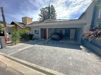 Casa de Condomínio com 3 Quartos à venda, 220m² no Bosque, Vinhedo