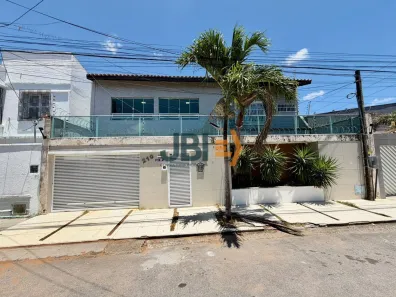 Casa com 6 Quartos à venda, 445m² no Parque Araxá, Fortaleza
