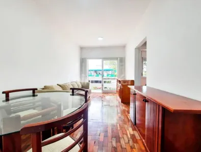 Apartamento com 2 Quartos para alugar, 70m² no Partenon, Porto Alegre