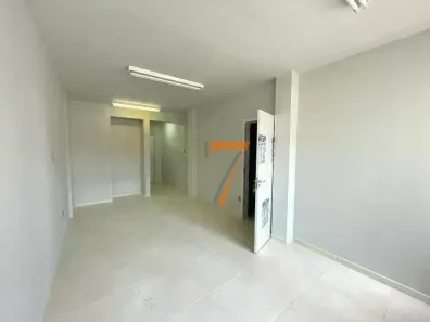 Sala Comercial à venda, 29m² no Centro, Florianópolis