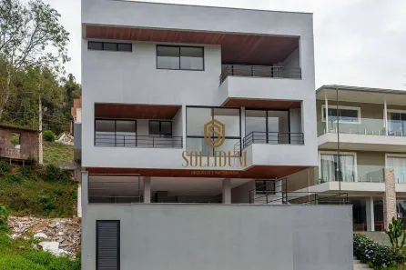 Casa de Condomínio com 3 Quartos à venda, 310m² no Cônego, Nova Friburgo