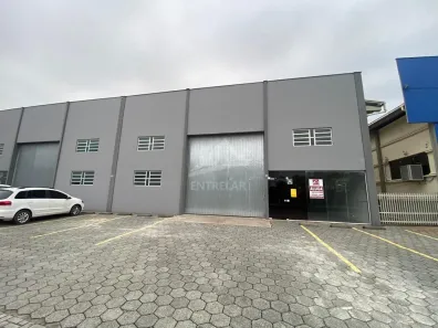Galpão/Depósito/Armazém para alugar, 360m² no Barra do Rio Cerro, Jaraguá do Sul