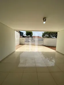 Casa com 3 Quartos à venda, 132m² no Vila Lucy, Goiânia