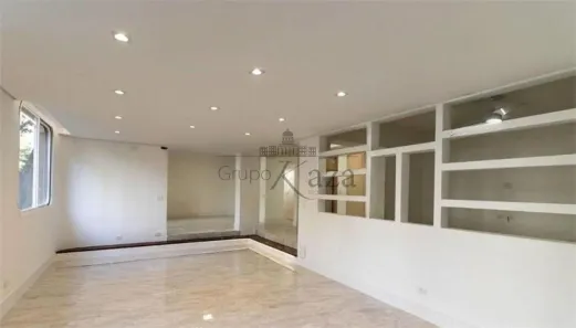 Apartamento com 3 Quartos à venda, 210m² no Indianópolis, São Paulo
