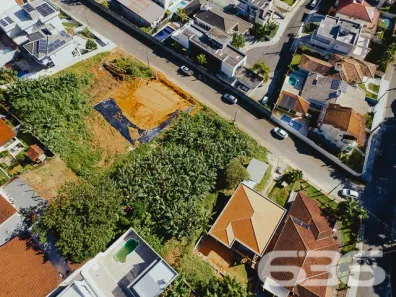 Lote/Terreno à venda, 830m² no Anita Garibaldi, Joinville