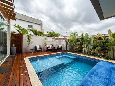 Casa de Condomínio com 4 Quartos à venda, 368m² no Residencial Ouroville, Taubaté