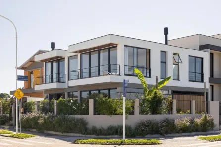 Casa com 4 Quartos à venda, 244m² no Campeche, Florianópolis