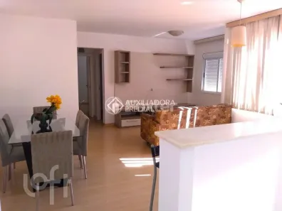 Apartamento com 2 Quartos à venda, 65m² no Vila Ipiranga, Porto Alegre