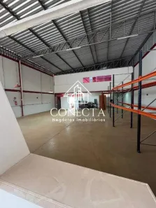 Galpão/Depósito/Armazém para alugar, 360m² no Novo Mundo, Uberlândia