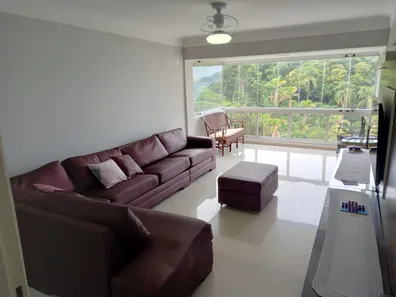 Apartamento com 4 Quartos para alugar, 180m² no Pitangueiras, Guarujá