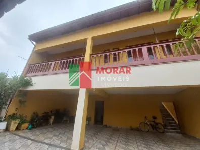Sobrado com 3 Quartos à venda, 272m² no Jardim das Palmeiras, Valinhos
