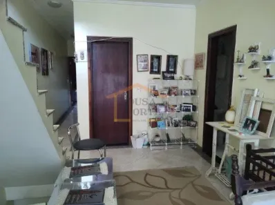 Sobrado com 4 Quartos à venda, 193m² no Vila Nivi, São Paulo