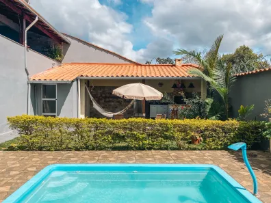 Casa com 4 Quartos à venda, 215m² no Santana, Juiz de Fora