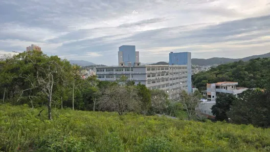 Lote/Terreno à venda, 8367m² no Estados, Balneário Camboriú