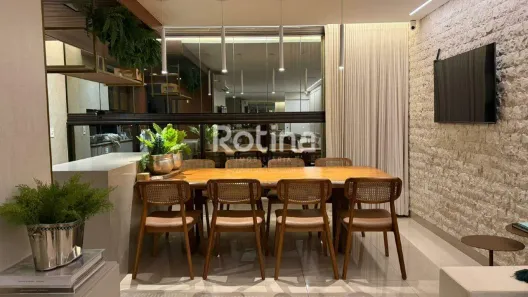 Apartamento com 3 Quartos à venda, 107m² no Santa Mônica, Uberlândia