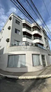 Apartamento com 2 Quartos para alugar, 75m² no Primeiro de Maio, Brusque