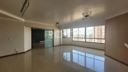Apartamento com 4 Quartos à venda, 242m² no Centro, São Carlos