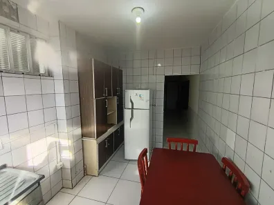 Apartamento com 2 Quartos para alugar, 70m² no Ingleses do Rio Vermelho, Florianópolis