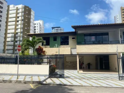 Casa com 3 Quartos para alugar, 120m² no Jardins, Aracaju