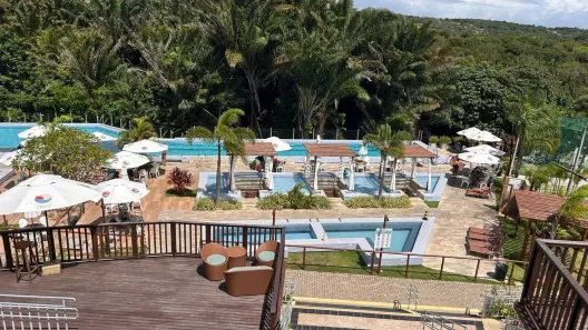 Apartamento com 2 Quartos para alugar, 55m² no Pium (Distrito Litoral), Parnamirim