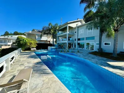 Casa de Condomínio com 6 Quartos para venda ou aluguel, 1250m² no Alphaville, Santana de Parnaíba