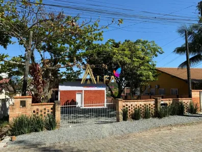 Casa com 5 Quartos à venda, 130m² no Armação, Penha