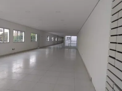 Galpão/Depósito/Armazém para venda ou aluguel, 710m² no Aclimação, São Paulo