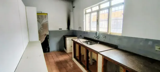 Ponto Comercial com 6 Quartos para alugar, 210m² no Centro, Jacareí